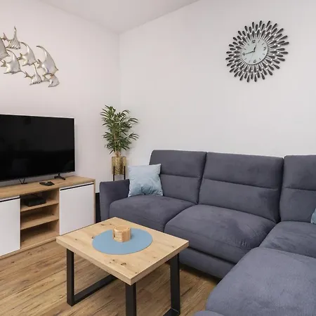 דירה Beaufort Estate By Renters גדינייה